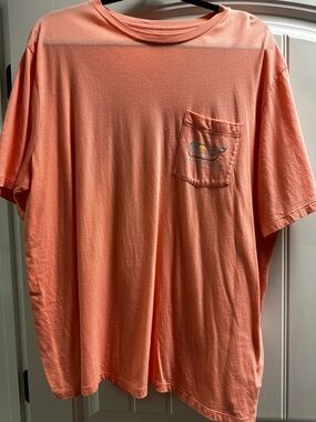 Vineyard Vines Coral Short Sleeve Pocket Tee with Whale Logo Xl Mens